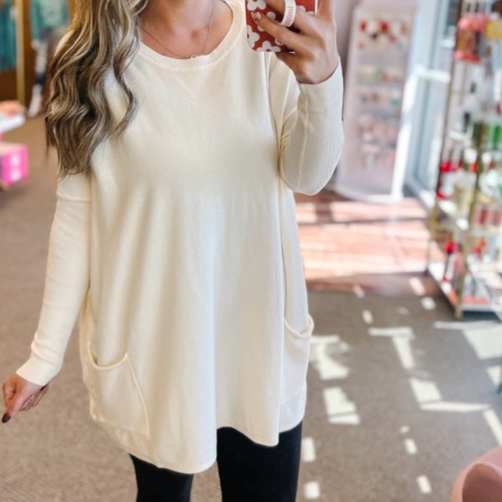 M/L oversized will fit up to a 18/20